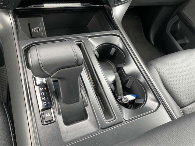 Photo of 2025 Oxford White Ford F-150