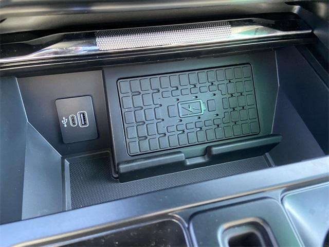 Photo of 2025 Oxford White Ford F-150