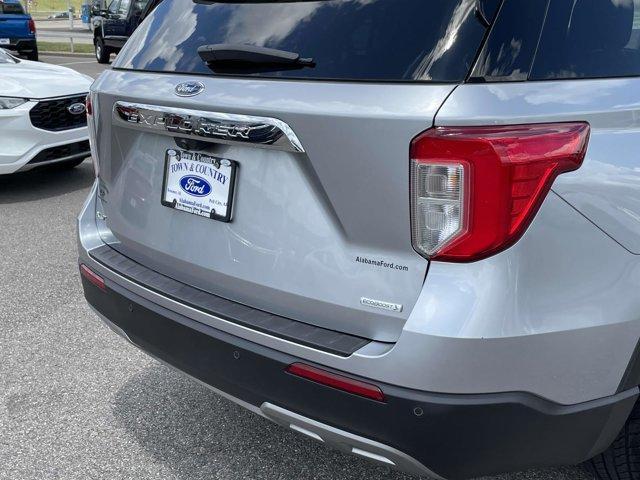 Photo of 2020 Iconic Silver Metallic Ford Explorer