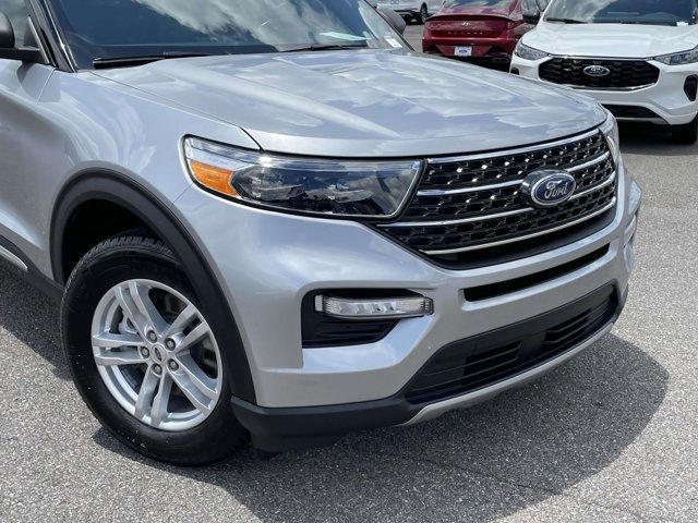 Photo of 2020 Iconic Silver Metallic Ford Explorer