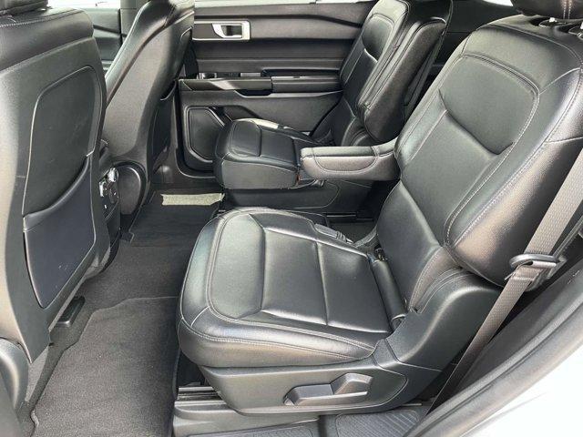 Photo of 2020 Iconic Silver Metallic Ford Explorer