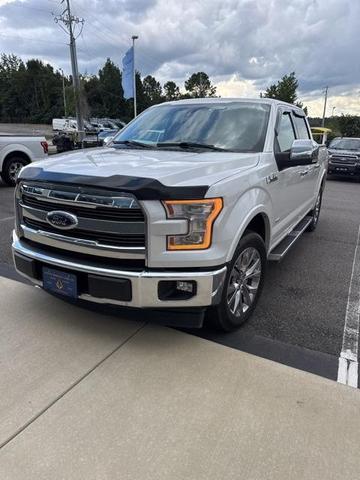 Photo of 2017 White Platinum Tri-Coat Metallic Ford F-150