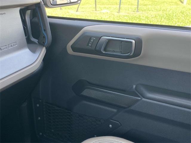 Photo of 2024 Azure Gray Metallic Ford Bronco