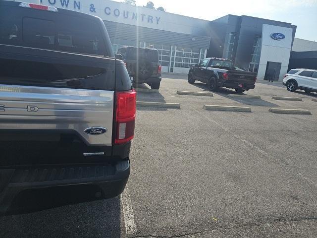Photo of 2018 Shadow Black Ford F-150
