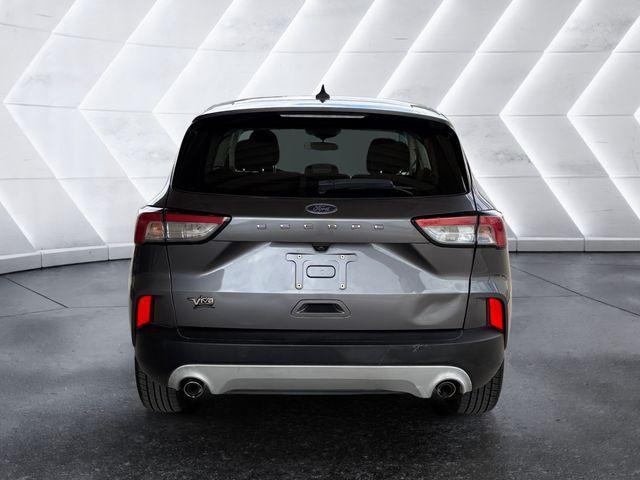 Photo of 2021 Carbonized Gray Metallic Ford Escape