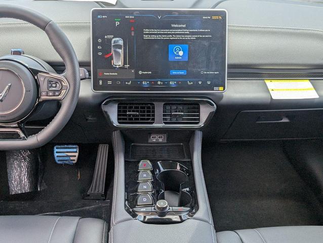 Photo of 2025 Neptune Grey Metallic VinFast VF 8