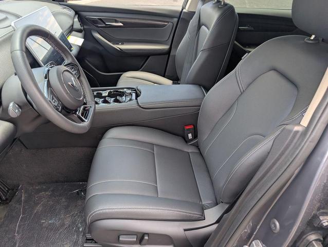 Photo of 2025 Neptune Grey Metallic VinFast VF 8
