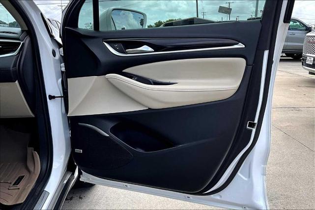 Photo of 2020 Summit White Buick Enclave