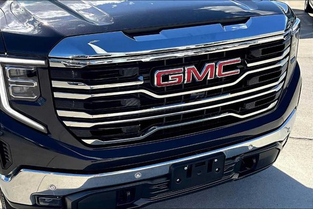 Photo of 2022 Titanium Rush Metallic GMC Sierra 1500