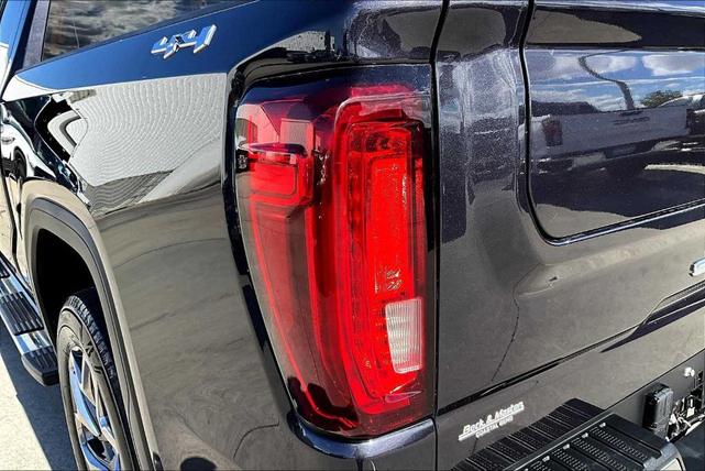 Photo of 2022 Titanium Rush Metallic GMC Sierra 1500