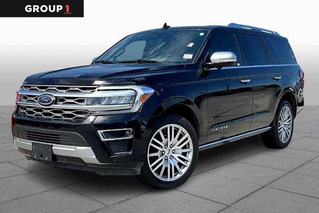 Photo of 2023 Agate Black Metallic Ford Expedition