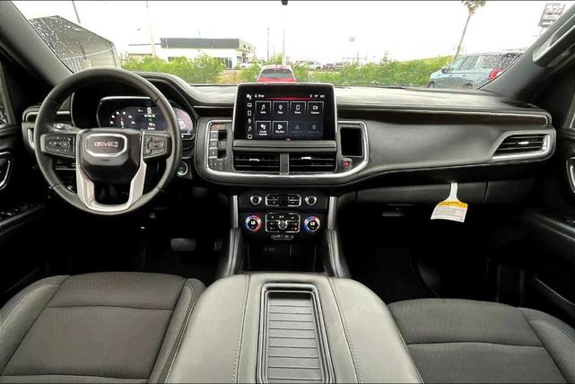 Photo of 2024 Onyx Black GMC Yukon XL