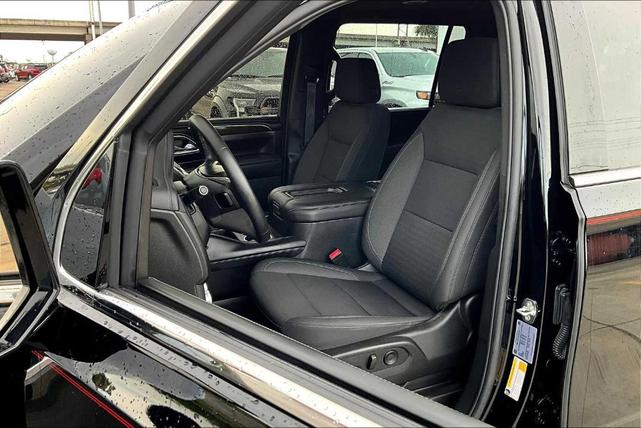 Photo of 2024 Onyx Black GMC Yukon XL