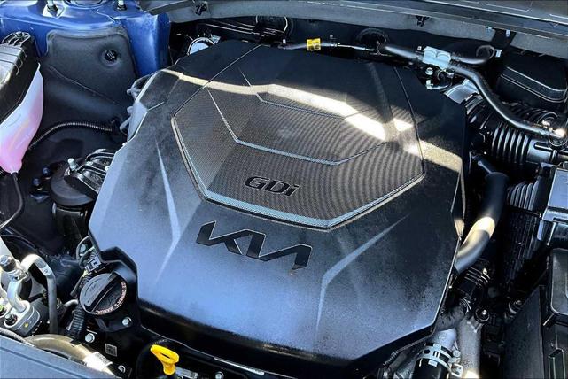 Photo of 2024 Midnight Black Kia Telluride