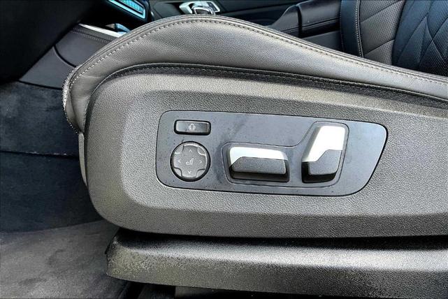 Photo of 2023 Alpine White BMW X5