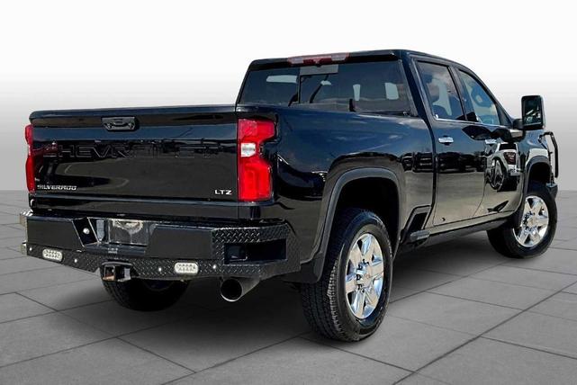 Photo of 2022 Mosaic Black Metallic Chevrolet Silverado 2500