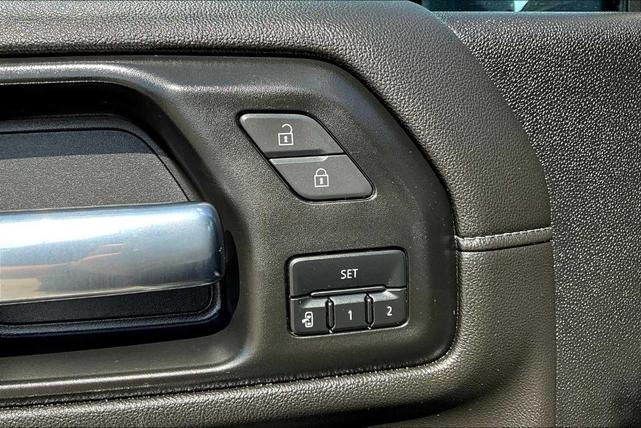 Photo of 2022 Mosaic Black Metallic Chevrolet Silverado 2500