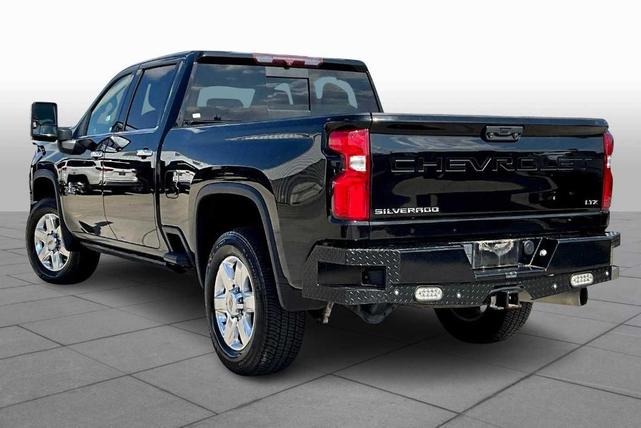 Photo of 2022 Mosaic Black Metallic Chevrolet Silverado 2500