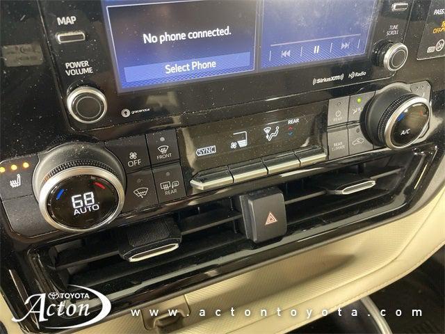 Photo of 2022 Ruby Flare Pearl Toyota Highlander
