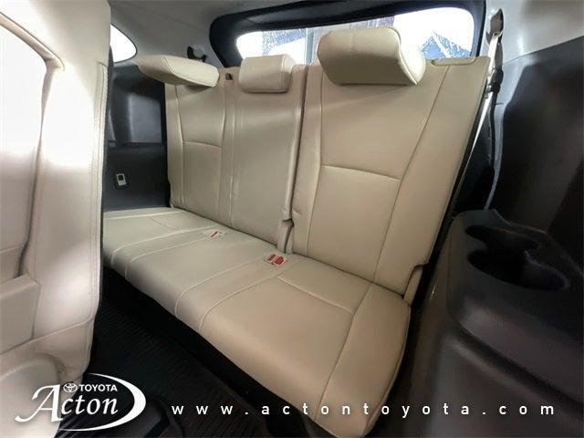 Photo of 2022 Ruby Flare Pearl Toyota Highlander