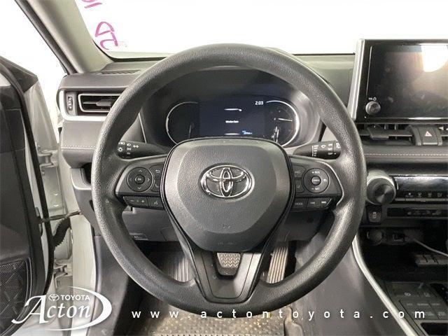 Photo of 2023 Ice Cap Toyota RAV4