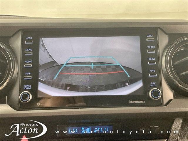 Photo of 2022 White Toyota Tacoma