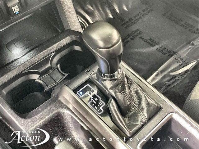 Photo of 2022 White Toyota Tacoma