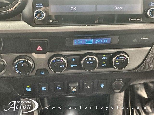 Photo of 2022 White Toyota Tacoma