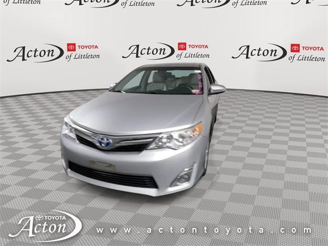 Photo of 2014 Classic Silver Metallic Toyota Camry Hybrid