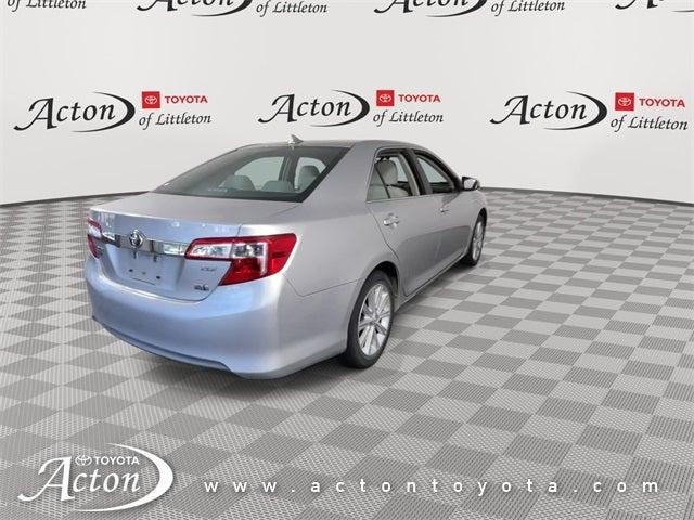 Photo of 2014 Classic Silver Metallic Toyota Camry Hybrid