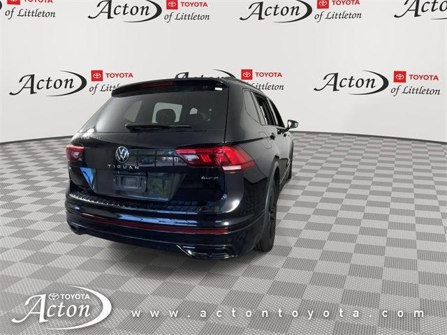 Photo of 2022 Deep Black Pearl Volkswagen Tiguan