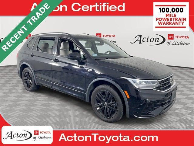 Photo of 2022 Deep Black Pearl Volkswagen Tiguan