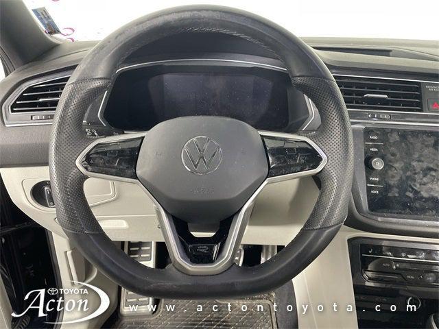 Photo of 2022 Deep Black Pearl Volkswagen Tiguan