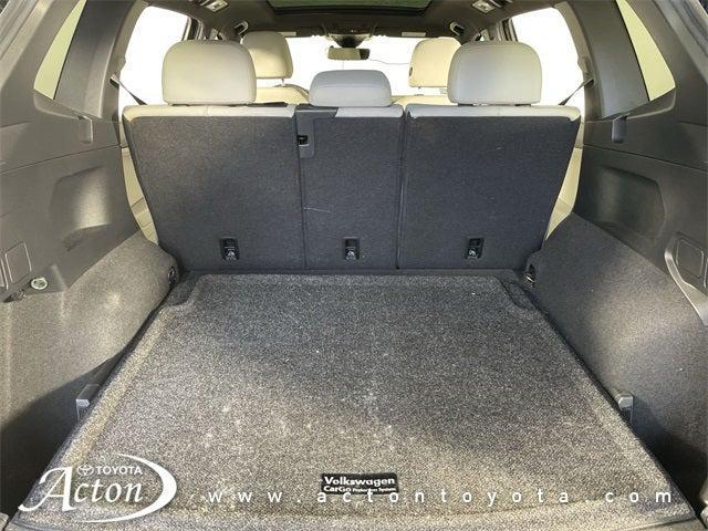 Photo of 2022 Deep Black Pearl Volkswagen Tiguan