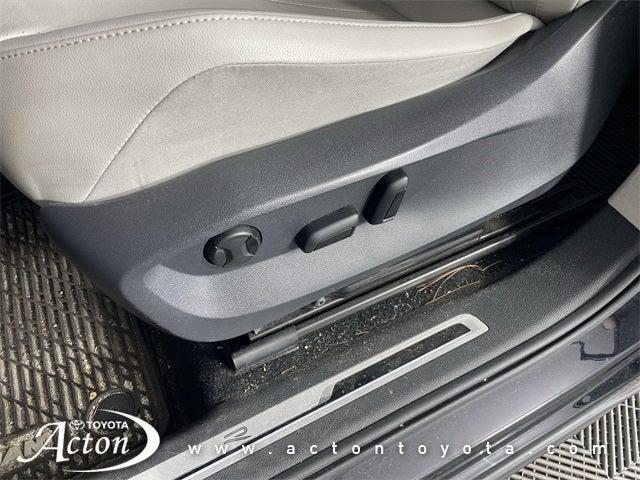 Photo of 2022 Deep Black Pearl Volkswagen Tiguan