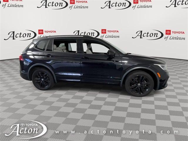 Photo of 2022 Deep Black Pearl Volkswagen Tiguan
