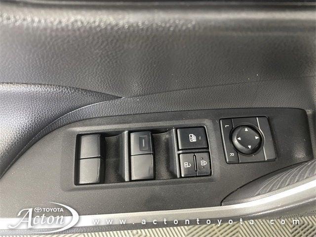 Photo of 2024 Ice Cap Toyota RAV4