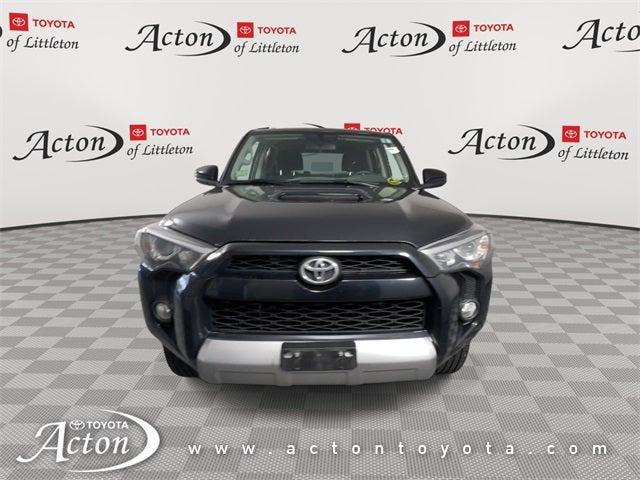 Photo of 2016 Midnight Black Metallic Toyota 4Runner