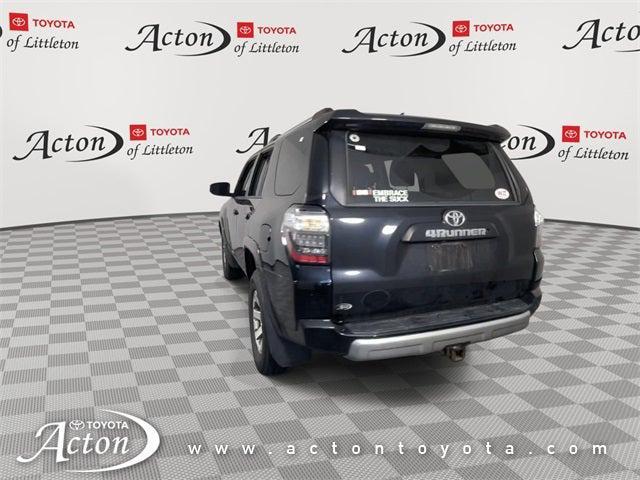 Photo of 2016 Midnight Black Metallic Toyota 4Runner