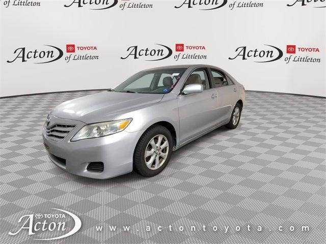 Photo of 2011 Classic Silver Metallic Toyota Camry