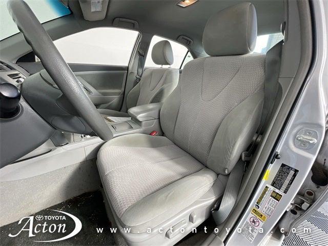 Photo of 2011 Classic Silver Metallic Toyota Camry