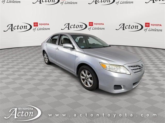 Photo of 2011 Classic Silver Metallic Toyota Camry