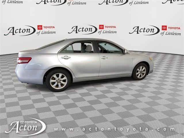 Photo of 2011 Classic Silver Metallic Toyota Camry