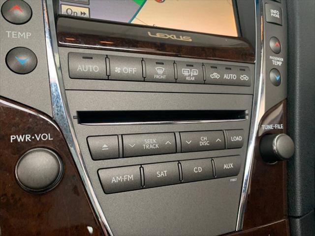 Photo of 2012 Silver Lexus ES 350