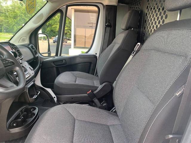 Photo of 2023 White RAM ProMaster 2500