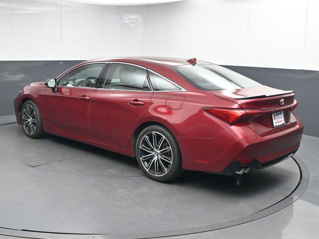 Photo of 2019 Ruby Flare Pearl Toyota Avalon