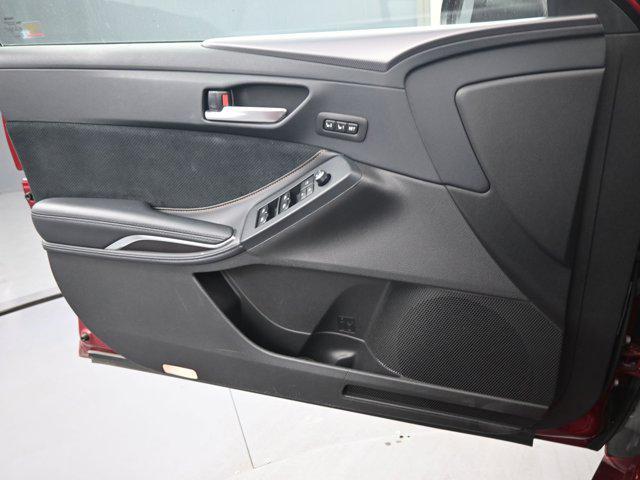Photo of 2019 Ruby Flare Pearl Toyota Avalon