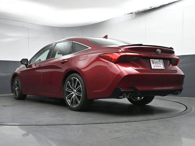 Photo of 2019 Ruby Flare Pearl Toyota Avalon