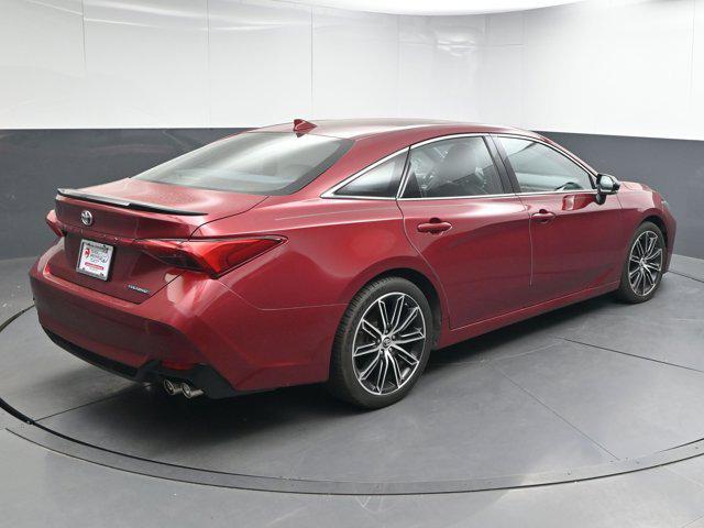 Photo of 2019 Ruby Flare Pearl Toyota Avalon