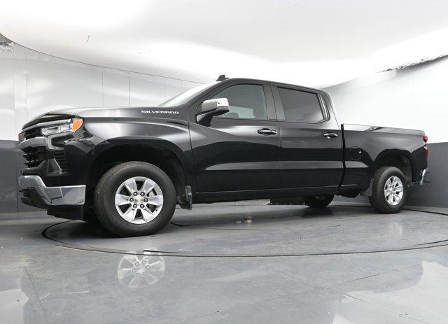 Photo of 2023 Black Chevrolet Silverado 1500